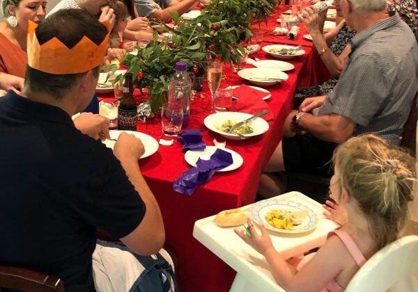 Mealtimes Christmas Family_sml