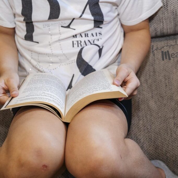 cover of the body image blog RaeFallon-DrKyla-1757505 Smaller copy watermarked